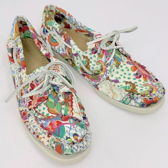 Sebago Colorful Canvas Dockside Deck Shoes in Grand Bazaar Print - Picture 4 of 15